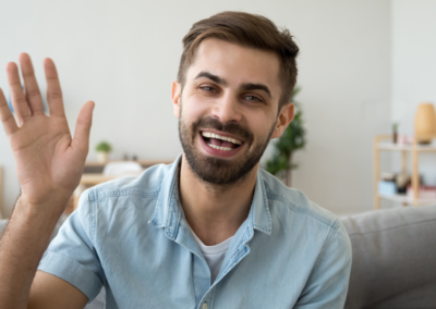 The 5 facts you should share in a video intro